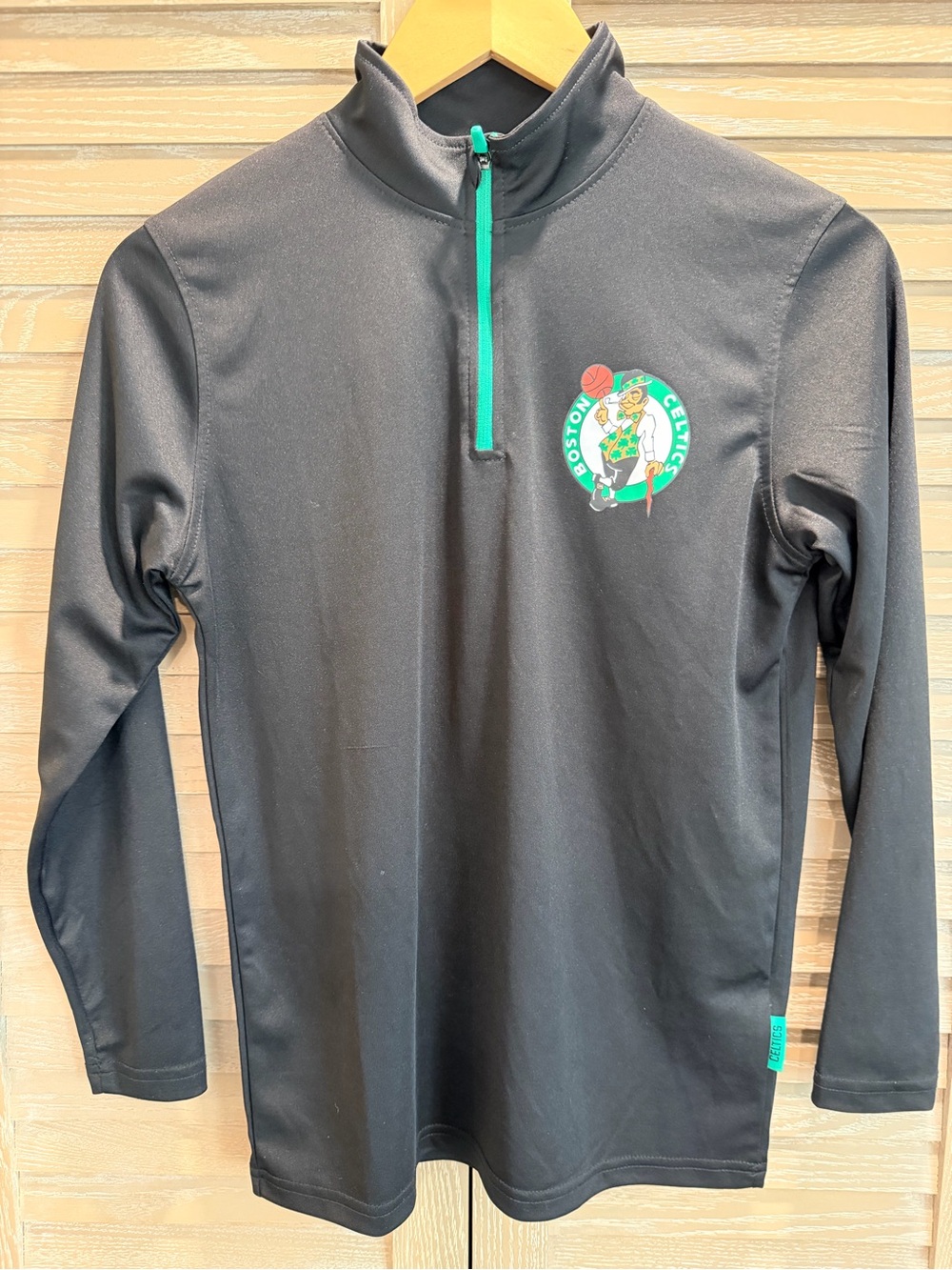 NBA Black Kids Quarter Zip Pullover with Green Trim Large 14-16